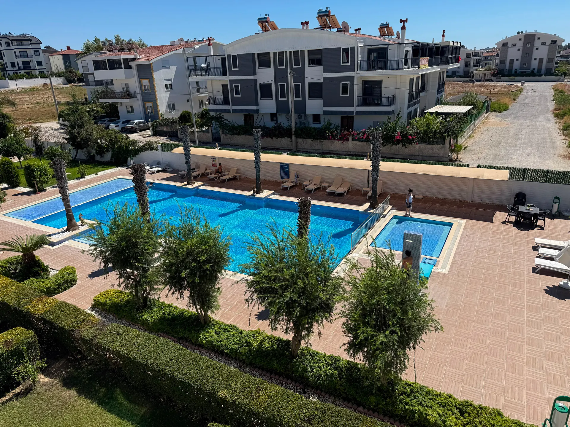 manavgat ılıcada satılık  2+1 havuzlu sıte